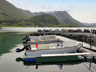 Holiday house 10 person holiday home in Brattvåg - Outdoor photo 17