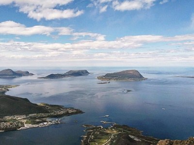 Holiday house 10 person holiday home in Brattvåg - Outdoor photo 18