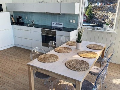 Holiday house 6 person holiday home in Urangsvåg - Outdoor photo 17