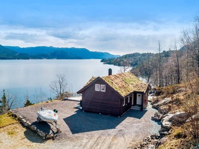 Holiday house Serene Waterfront Retreat-By Traum - Outdoor photo 5