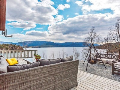 Holiday house Serene Waterfront Retreat-By Traum - Outdoor photo 9