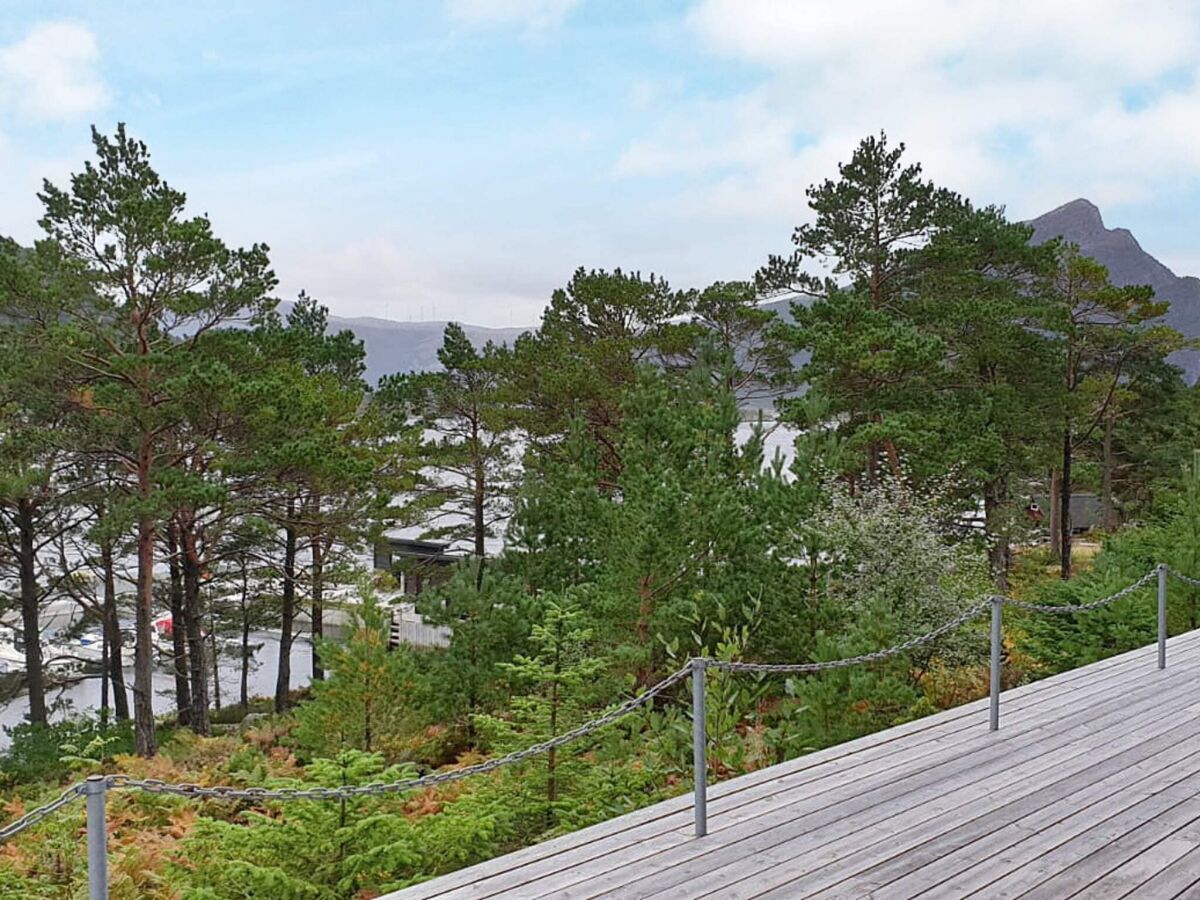 Holiday house 7 person holiday home in Svelgen - Outdoor photo 5