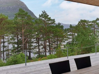 Holiday house 7 person holiday home in Svelgen - Outdoor photo 9