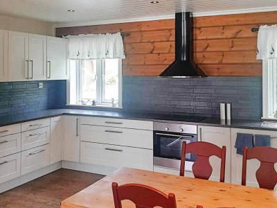 Holiday house 7 person holiday home in Svelgen - Outdoor photo 15