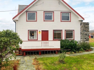 Holiday house 10 person holiday home in Brekke - Outdoor photo 3