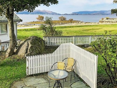 Holiday house 5 person holiday home in Svelgen-By Traum - Outdoor photo 4