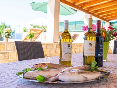 Apartment Beachfront Apartment house Hon with pool - Outdoor photo 18