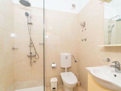 Apartment Beachfront Apartment house Hon with pool - Features photo 36