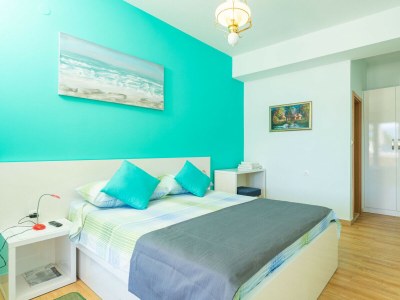 Apartment Beachfront Apartment house Hon with pool - Features photo 45