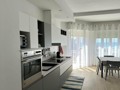 Apartment Apartment with sea view and air conditioning - Features photo 23