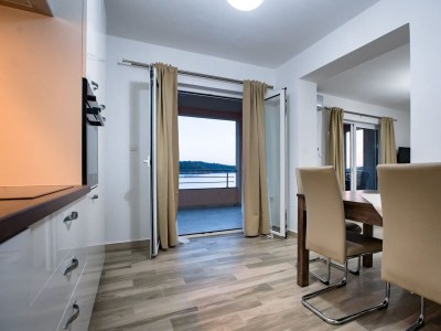 Apartment Villa Guliva - Apartment Golden Sun with Sea View - Features photo 33