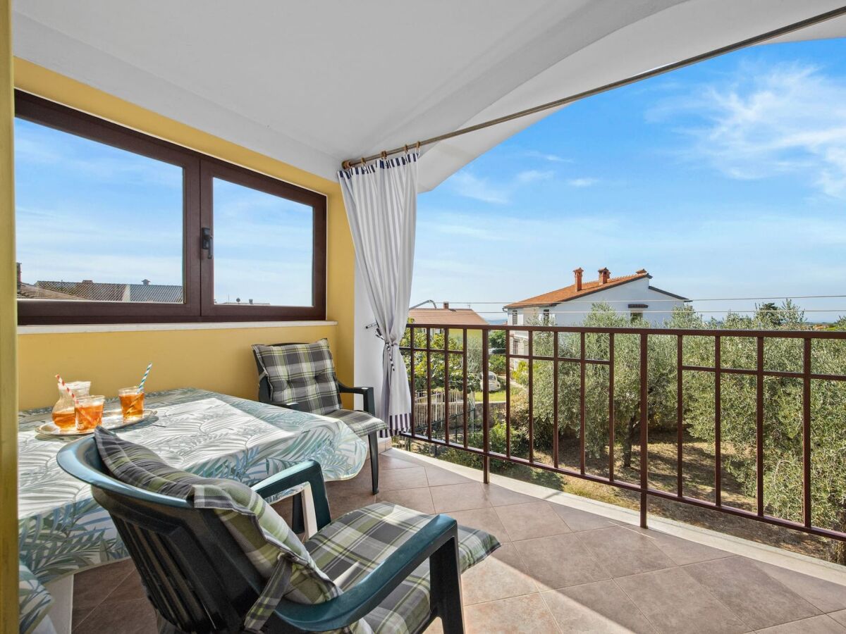 Apartment Apartment Tedi with Sea View