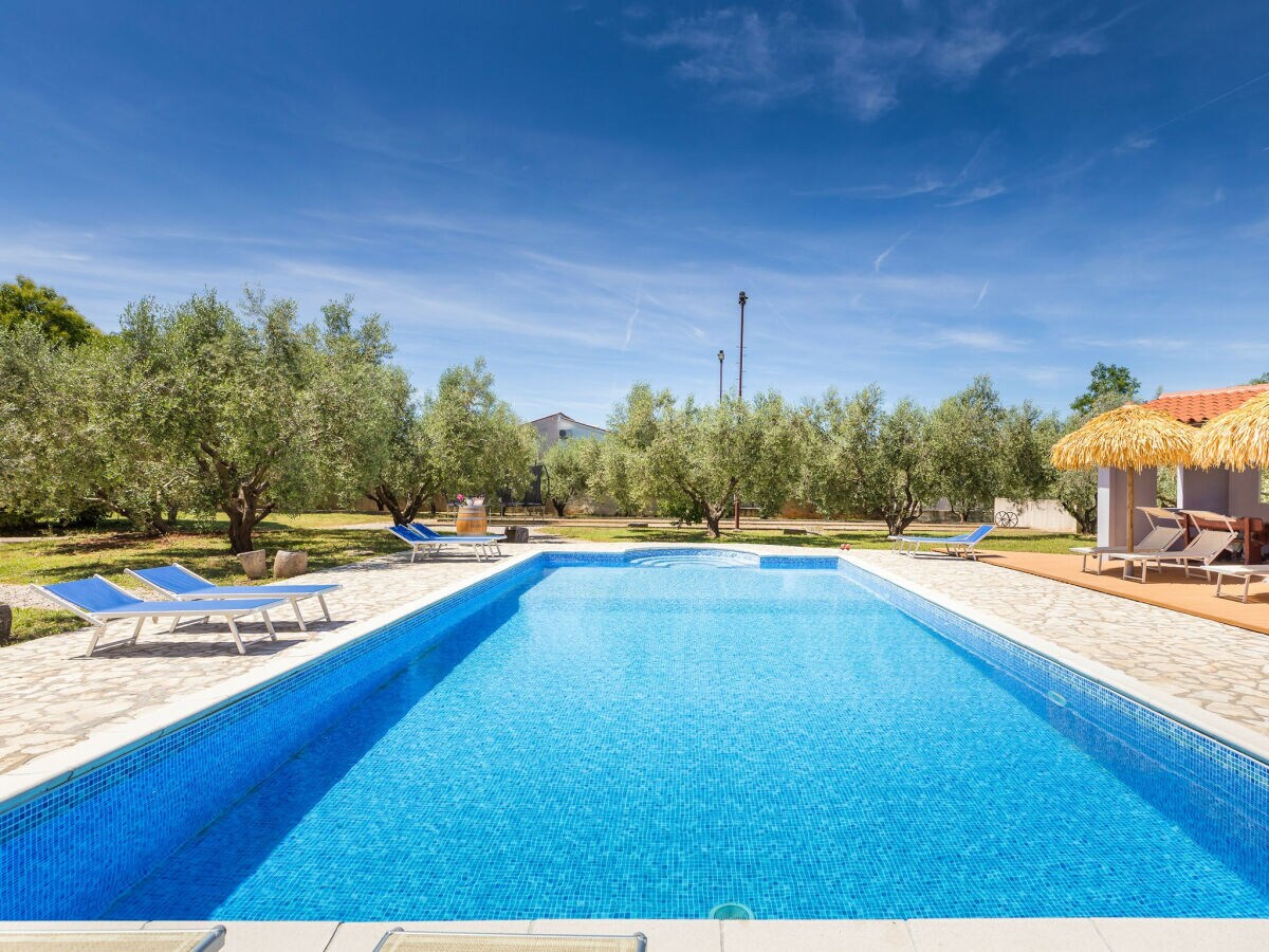 Apartment Lovely Apartment Marceta with Shared Pool (2) - Outdoor photo 3