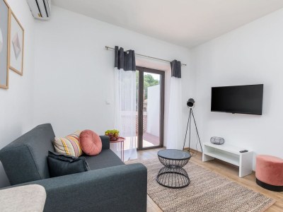 Apartment Lovely Apartment Marceta with Shared Pool (2) - Features photo 16