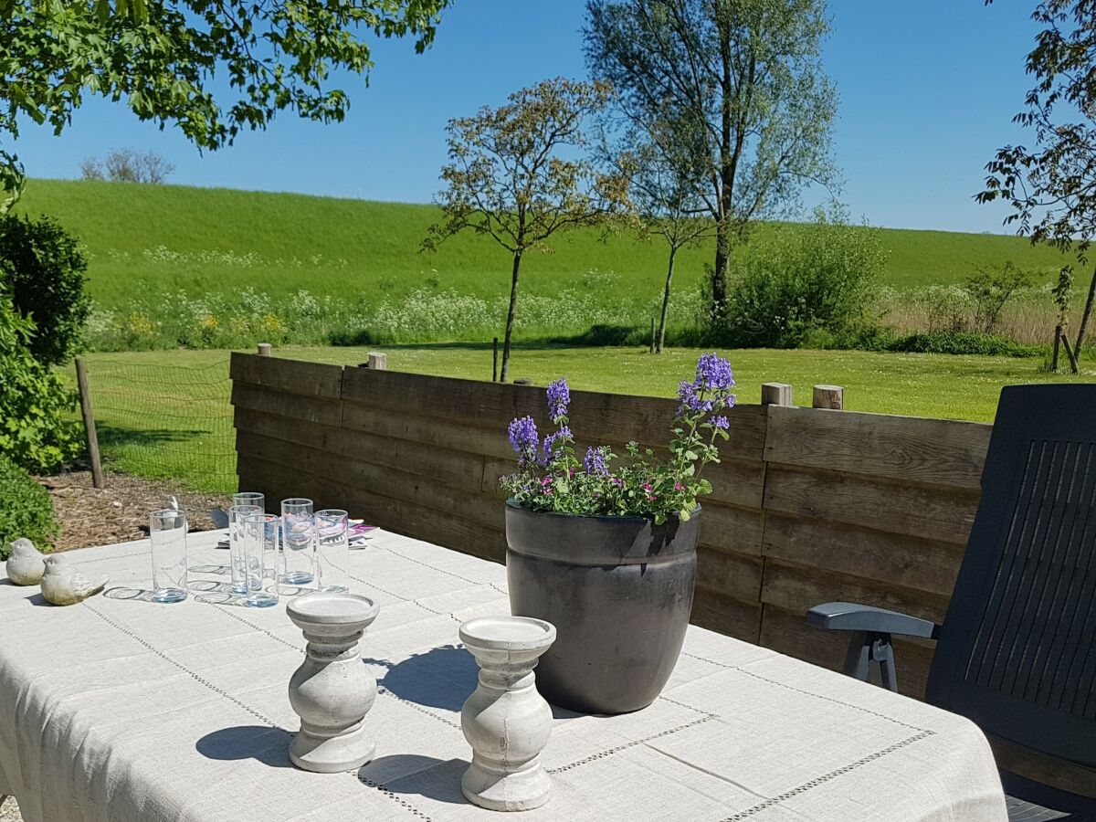 Holiday house Cosy holiday home with large garden - Outdoor photo 3