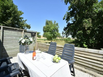 Holiday house Cosy holiday home with large garden - Outdoor photo 7