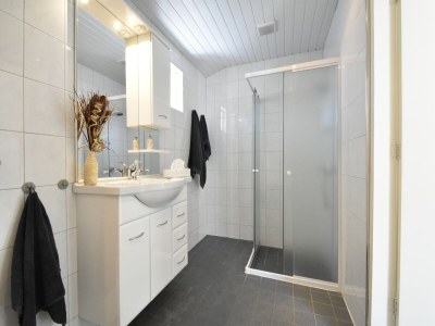 Holiday house Cosy holiday home with large garden - Features photo 15