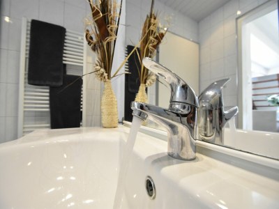 Holiday house Cosy holiday home with large garden - Outdoor photo 38