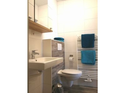 Apartment Familienzimmer, Dusche, WC, Bergseite - Outdoor photo 13