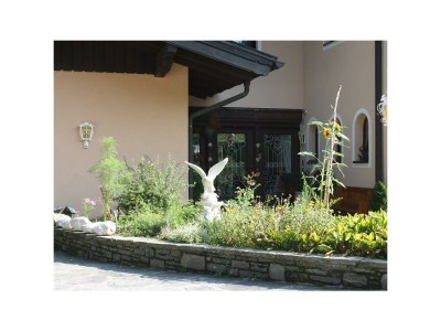 Apartment Ferienwohnung Bernstein in Hof bei Salzburg - Apartment