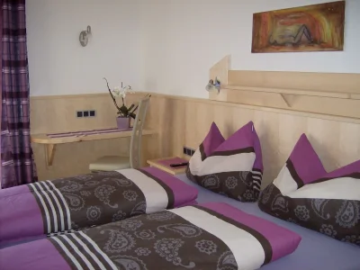 Apartment Appartment 1 bis 4 Schlafräume/Dusche, WC - Features photo 28