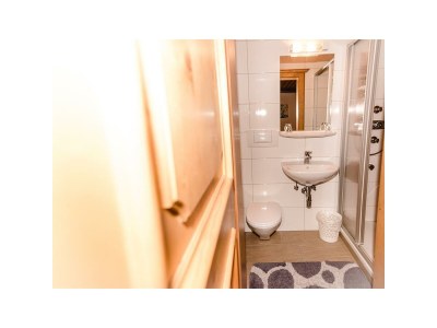 Apartment Appartement/Fewo, Dusche, WC, 3 Schlafräume - Features photo 35