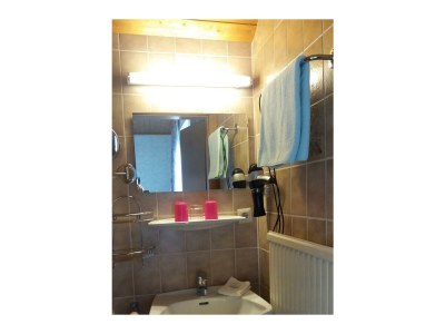 Holiday room Doppelzimmer Nr. 5 mit Dusche, WC - Features photo 16