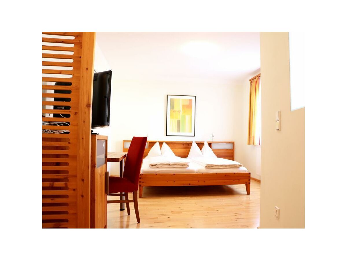 Holiday room Doppelzimmer mit Couch, Dusche, WC - Outdoor photo 5