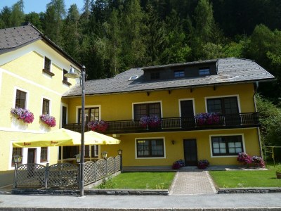 Holiday room Dreibettzimmer mit Bad, WC - Outdoor photo 9