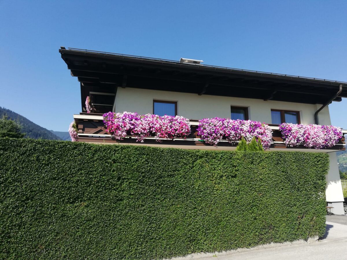 Apartment Appt. E/Wohn-Schlafr./Bad,WC,Balkon - Outdoor photo 2