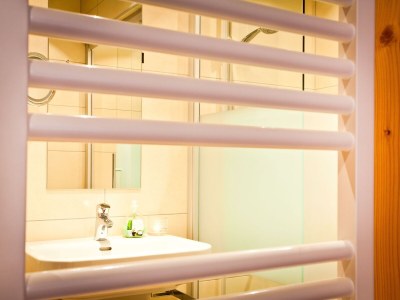 Holiday room Doppelzimmer Enzian mit Balkon - Features photo 36