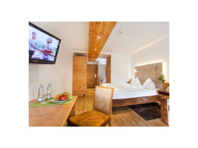 Holiday room Doppelzimmer Enzian mit Balkon - Features photo 40