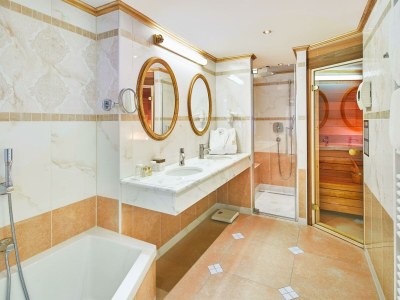 Holiday room Kaiserin Elisabeth Suite - Features photo 60