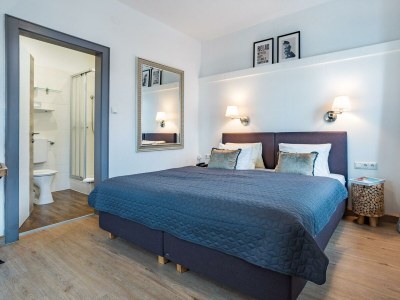 Holiday room Dreibettzimmer mit Dusche, WC - Outdoor photo 4