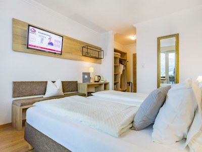 Holiday room Dreibettzimmer mit Dusche, WC - Outdoor photo 35