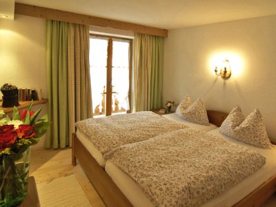 Apartment Lechner am See - Schlierseestube - Features photo 11