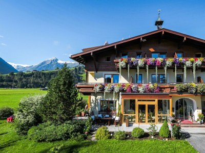 Holiday room Doppelzimmer, Dusche oder Bad, WC, Deluxe - Outdoor photo 5