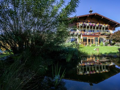 Holiday room Doppelzimmer, Dusche oder Bad, WC, Deluxe - Outdoor photo 6