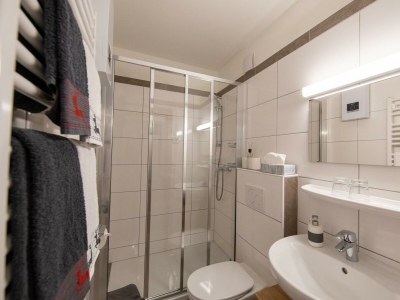 Apartment Appartement/Fewo, Dusche, WC, Balkon - Features photo 29