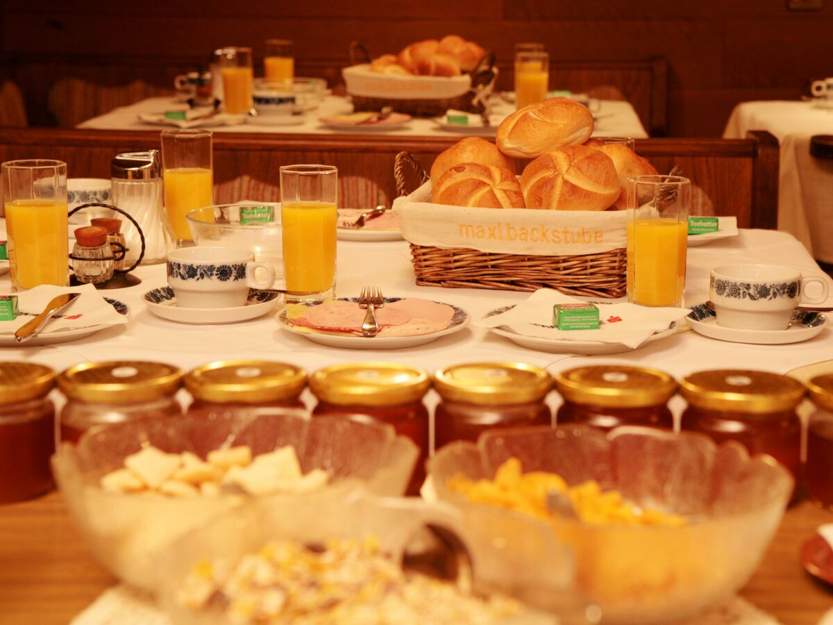 Holiday room Doppelzimmer ON mit Dusche od. Bad, WC - Outdoor photo 3