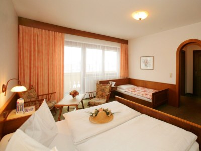 Holiday room Doppelzimmer ON mit Dusche od. Bad, WC - Outdoor photo 6