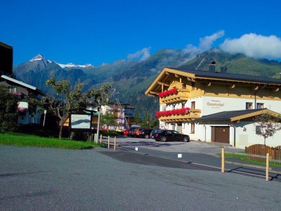 Holiday room Doppelzimmer ON mit Dusche od. Bad, WC - Outdoor photo 9