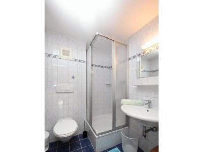 Holiday room Dreibettzimmer mit Dusche, WC - Features photo 7