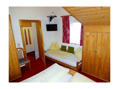 Apartment Apartment 1/1 Schlafraum/Dusche od. Bad, - Features photo 32