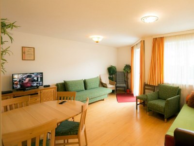 Apartment Apartment/1 Schlafraum/Dusche od. Bad,WC - Outdoor photo 4