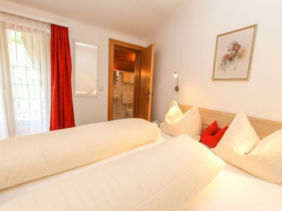 Holiday room Doppelzimmer mit Zustellbett - Features photo 10
