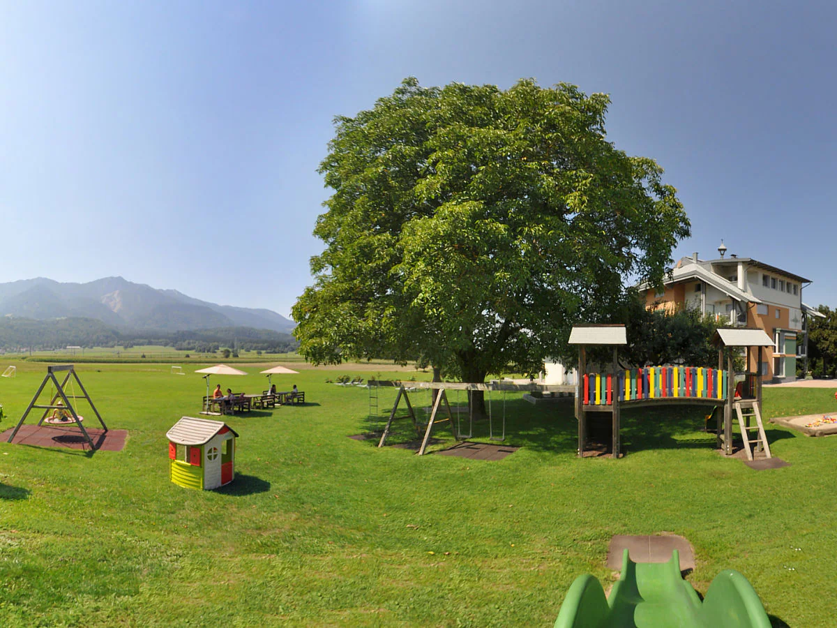 Holiday apartment - am Faaker See KARGLHOF - Outdoor photo 4