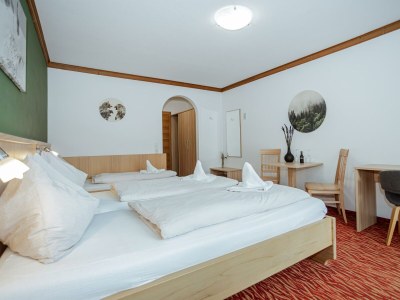 Holiday room Doppelzimmer mit Dusche od. Bad, WC - Outdoor photo 8