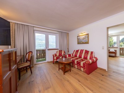 Holiday room Suite mit Balkon zum Ort und See - Outdoor photo 15