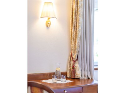 Holiday room Suite mit Balkon zum Ort und See - Features photo 38